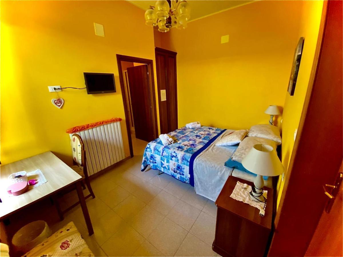 B&B Santa Lucia Silvi Paese Exteriör bild